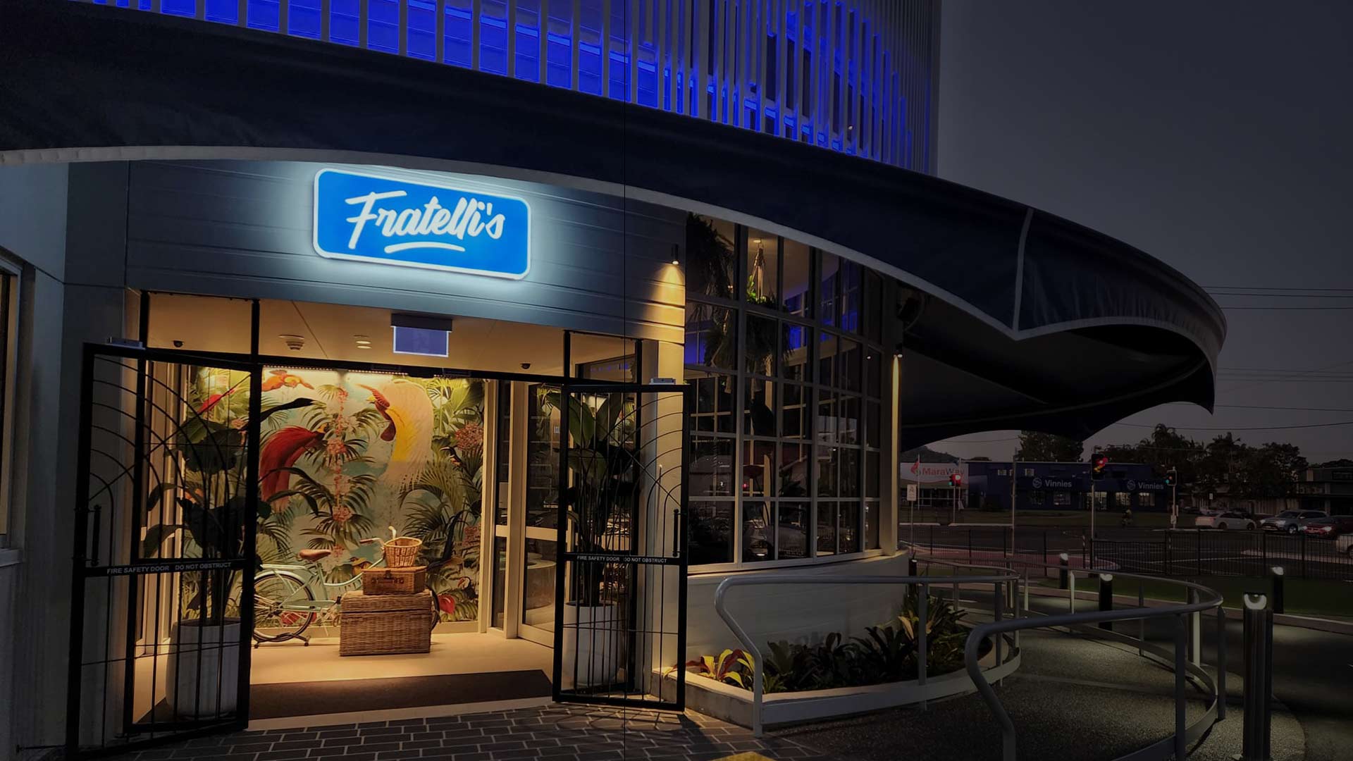 Brothers Leagues Club Fratelli's Cafe + Restaurant + Bar enjoy